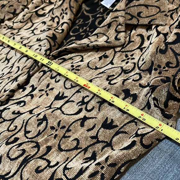 Sag harbor button up knit jacket camel with black design size 10 24-141 - Picture 5 of 9